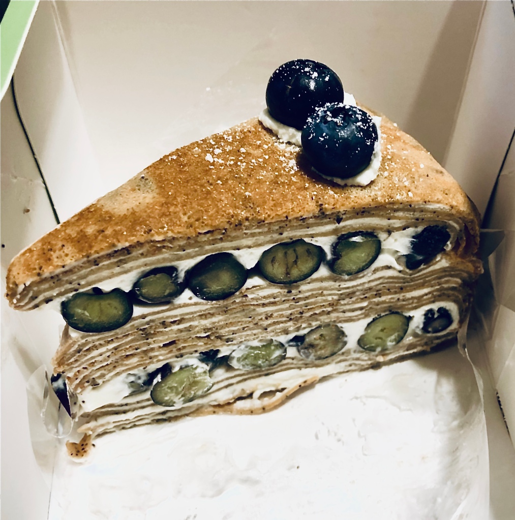 鄉間座天母新光三越店：藍莓伯爵千層蛋糕